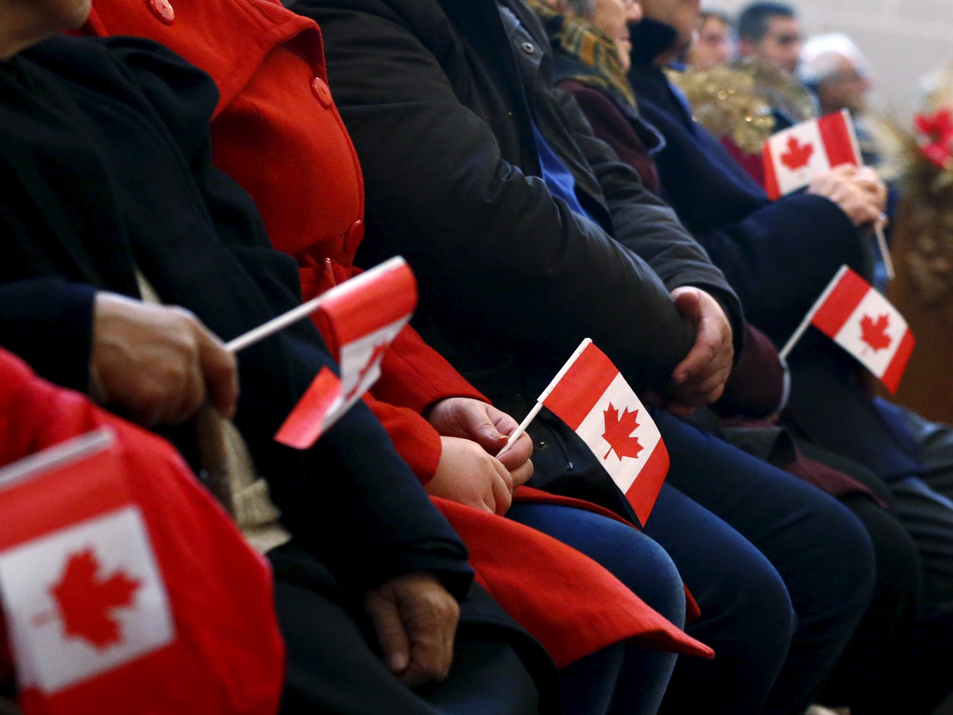 Canada warns refugees, immigrants about phone extortion scams